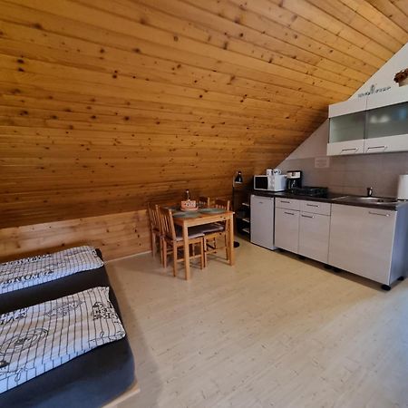 Apartma Take It Easy Bled Exteriör bild